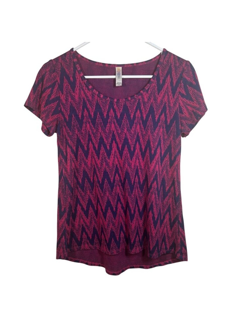 LuLaRoe Zigzag Print Short Sleeve Women's Top XXS Purple & Pink Rayon/Polyester